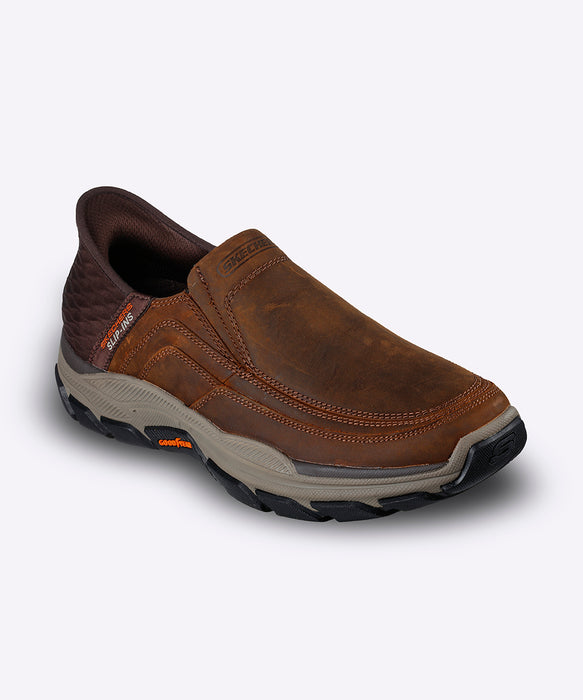 נעלי סליפ-אין רחבות לגברים | Respected Elgin