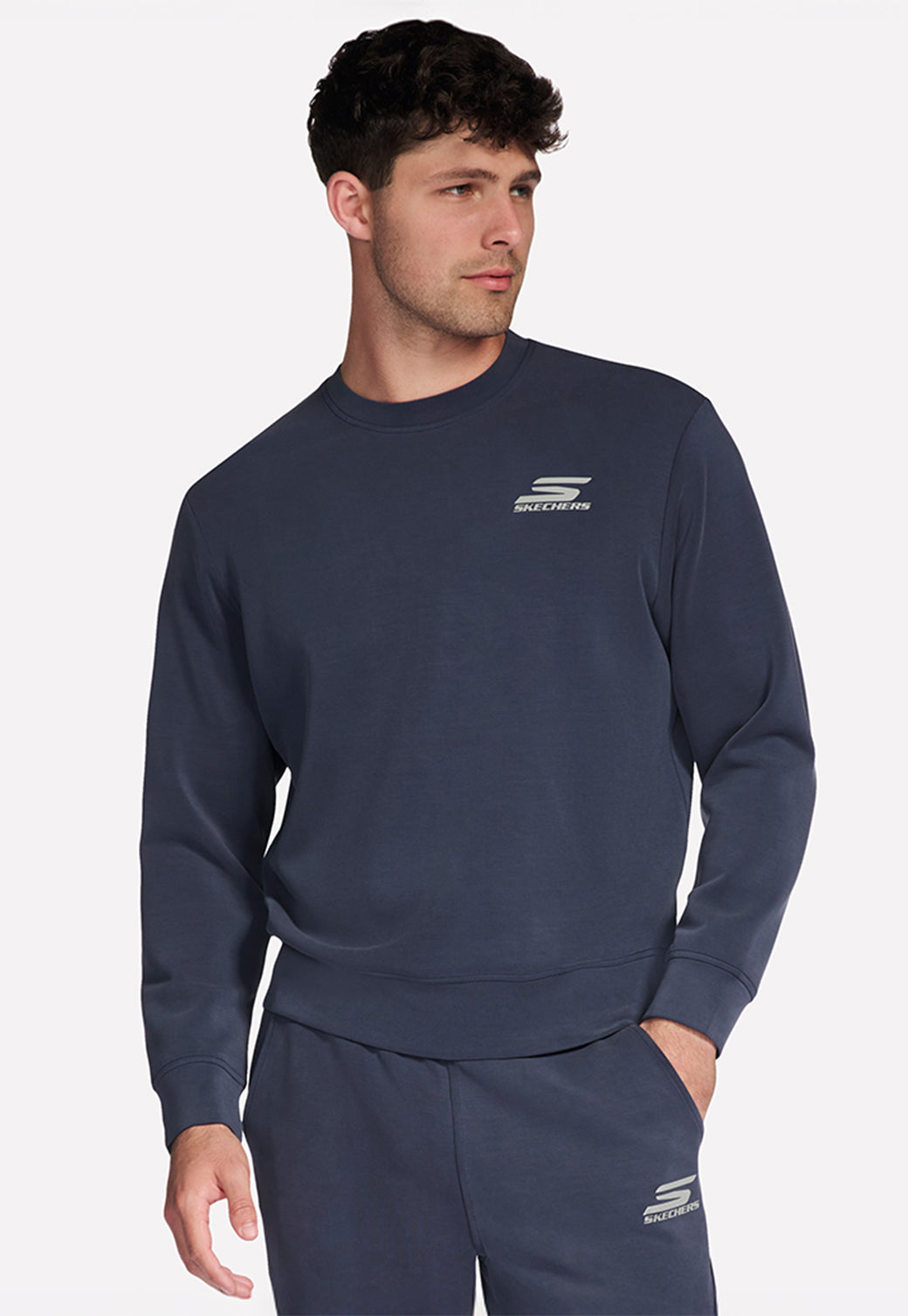 סווטשירט ספורטיבי