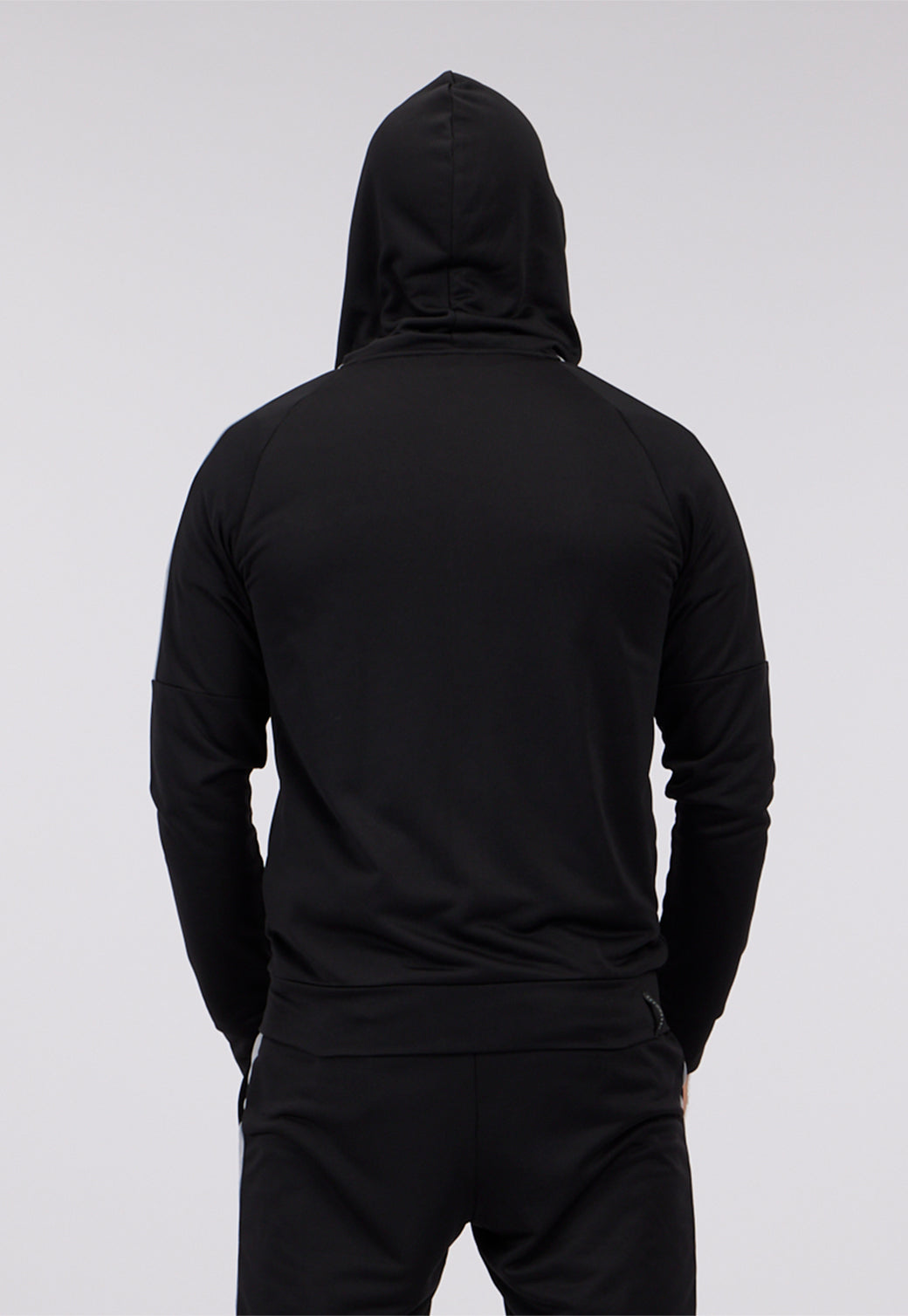 ג'קט ספורט עם קפוצ'ון