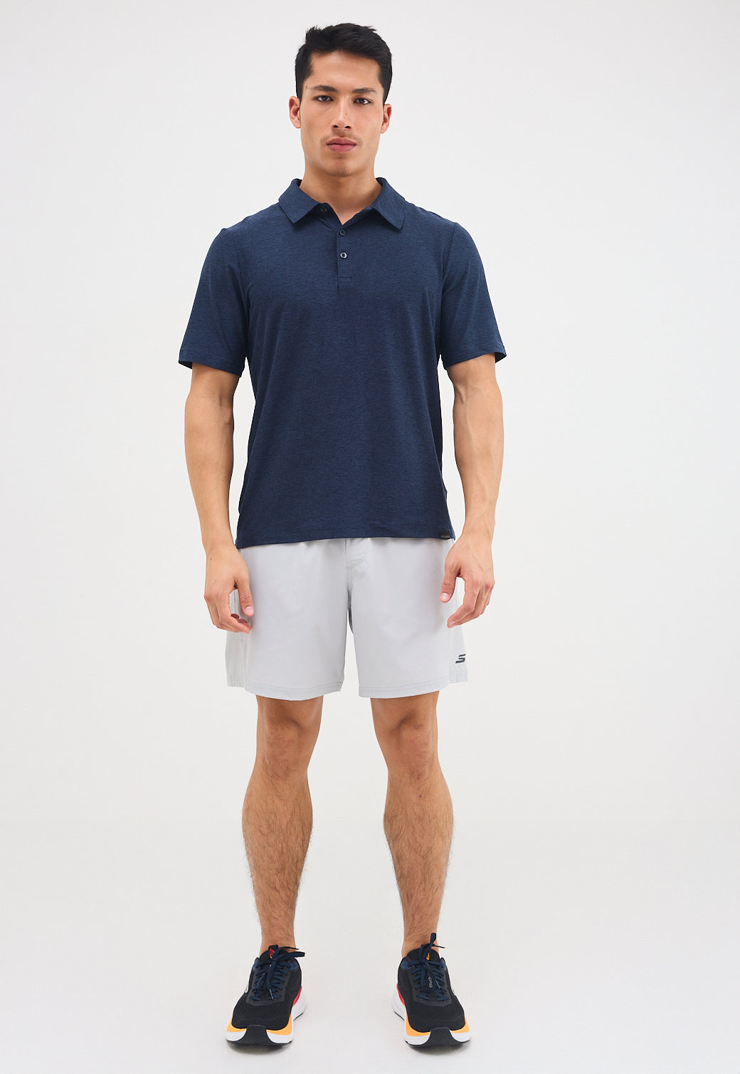 חולצת פולו קצרה