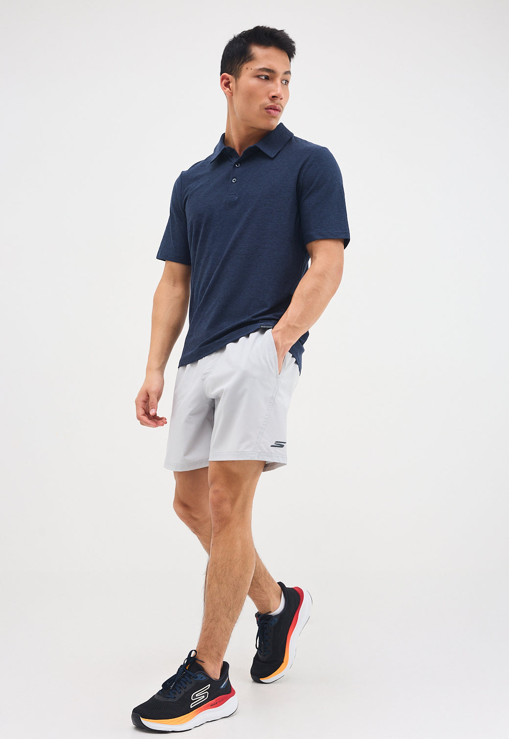 חולצת פולו קצרה