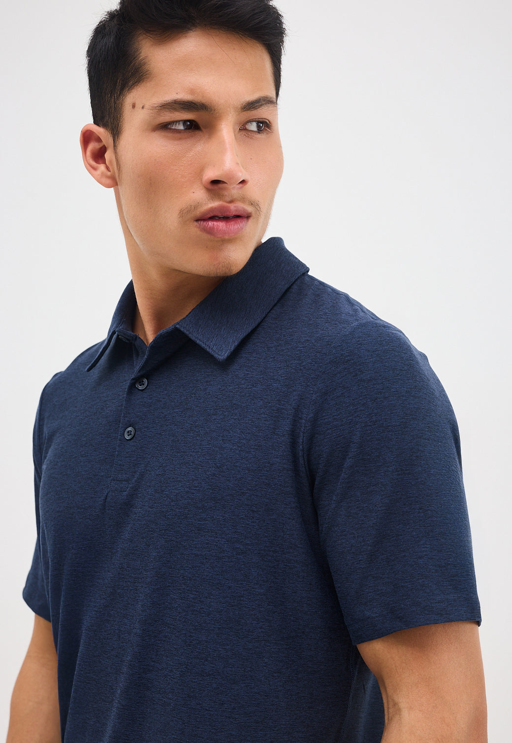 חולצת פולו קצרה