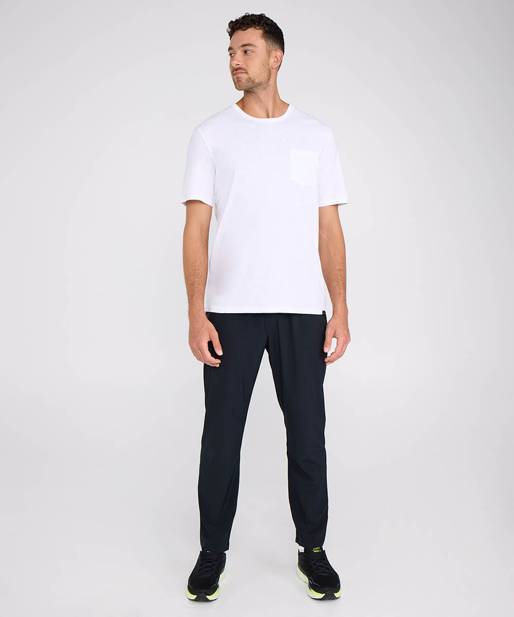 טישירט קצר עם כיס קדמי