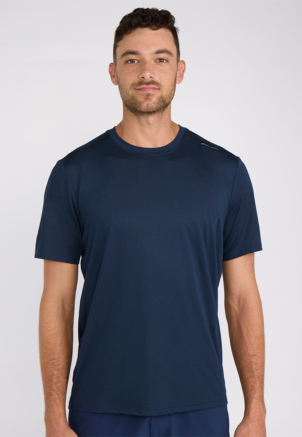 חולצת אימון מנדפת