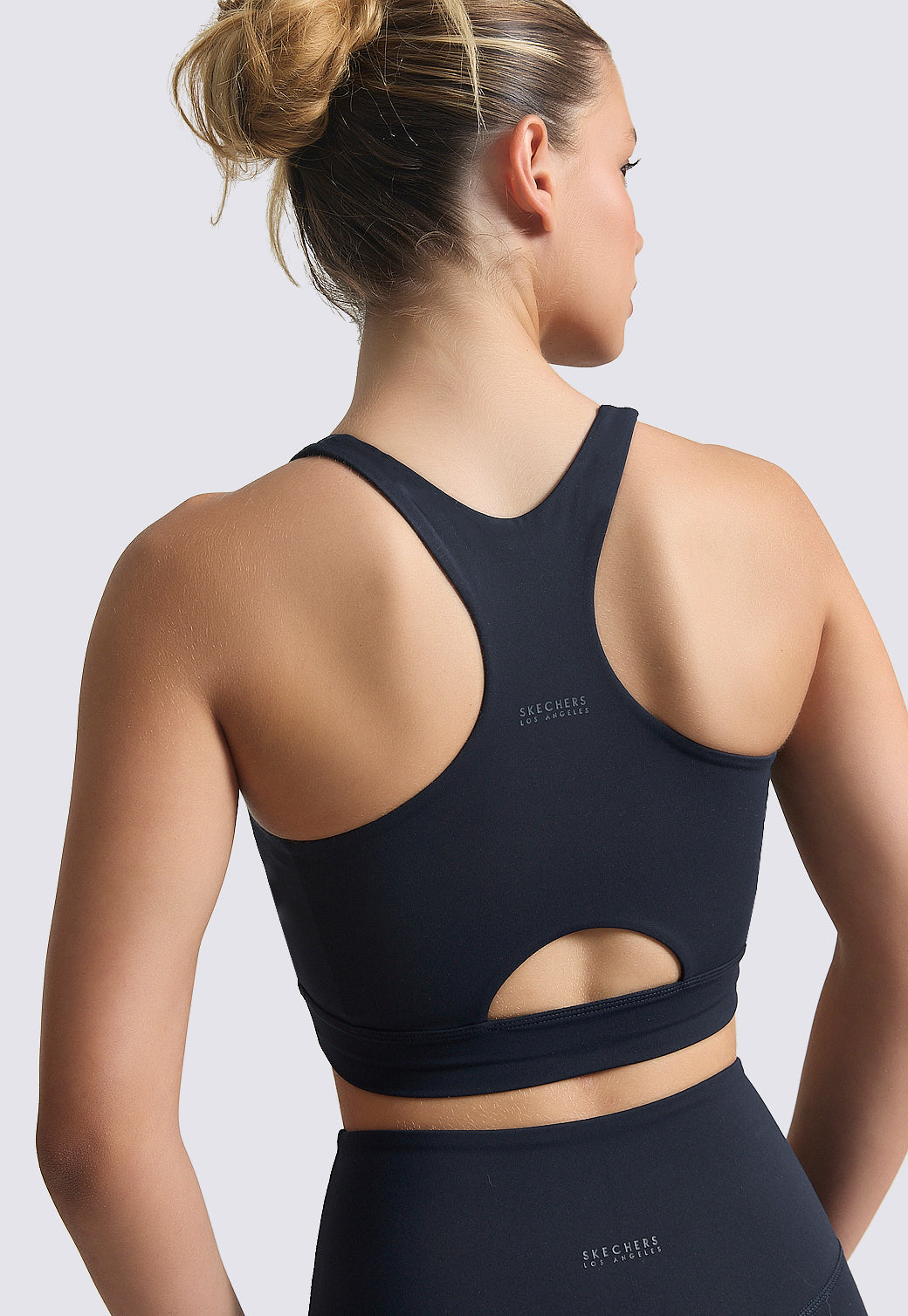 טופ אימון מנדף