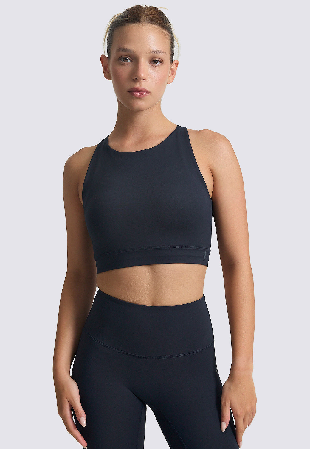 טופ אימון מנדף