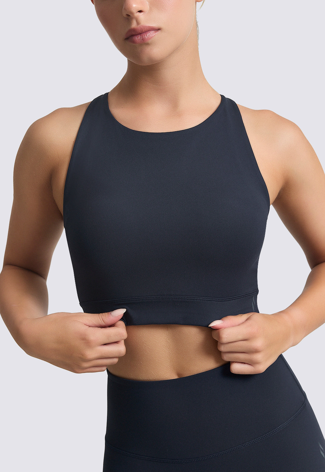 טופ אימון מנדף