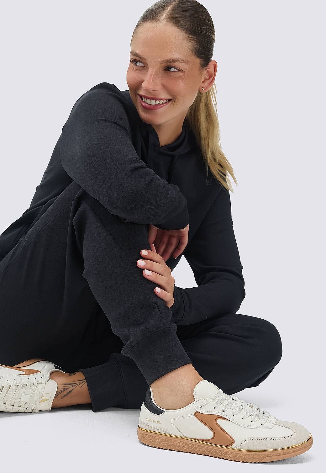 מכנסי ג'וגר SKECHLUXE ELEVATE