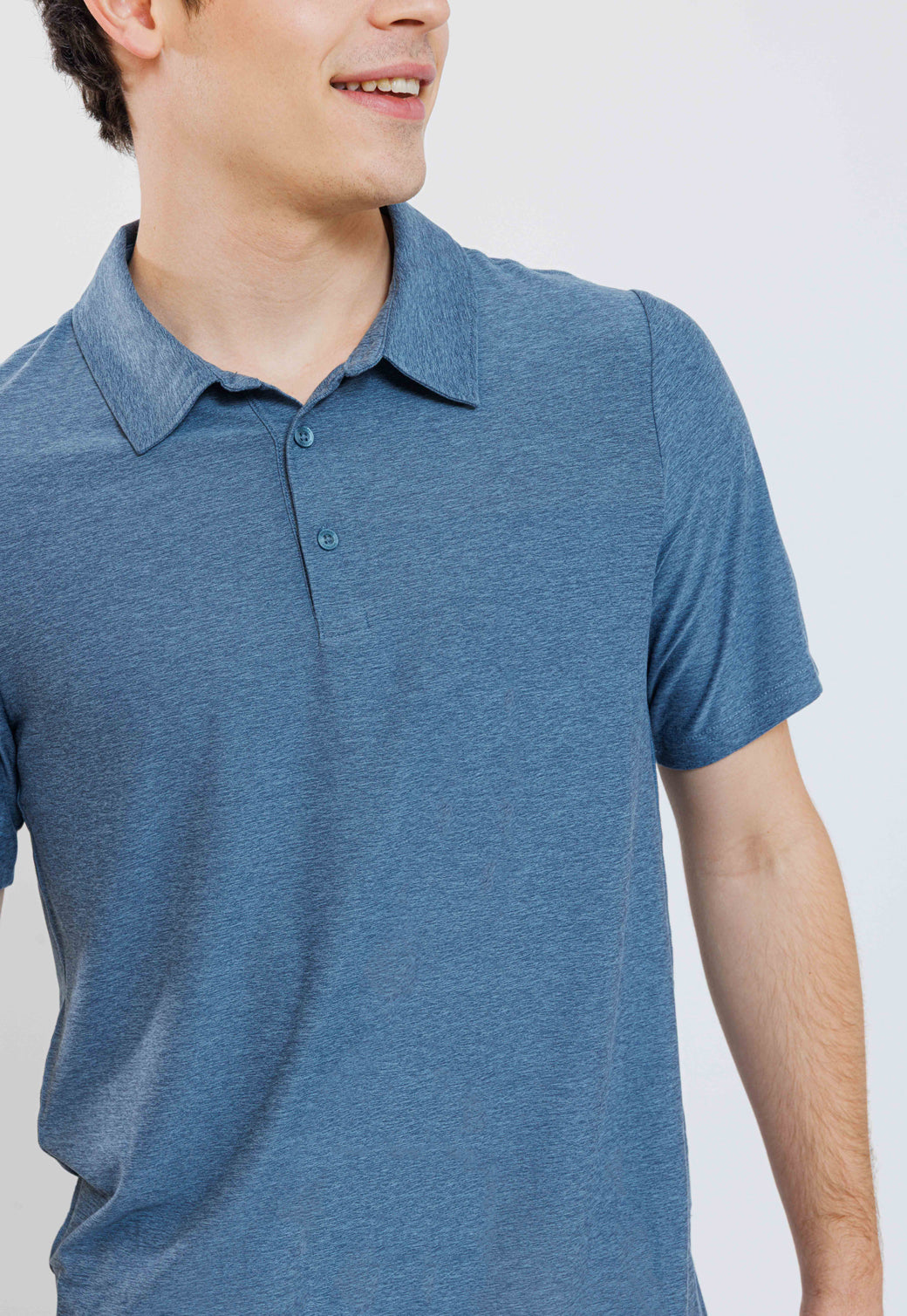 חולצת פולו קצרה