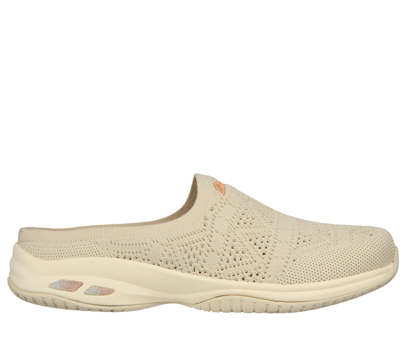 כפכפי סליפ-און גזרה רחבה לנשים  | Commute Time In The Clear