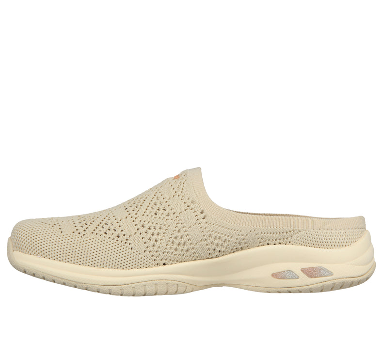 כפכפי סליפ-און גזרה רחבה לנשים  | Commute Time In The Clear