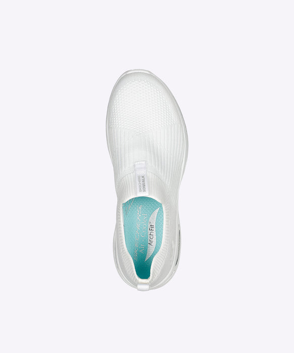 נעלי הליכה סליפ-און נשים | GOwalk Arch Fit - Iconic