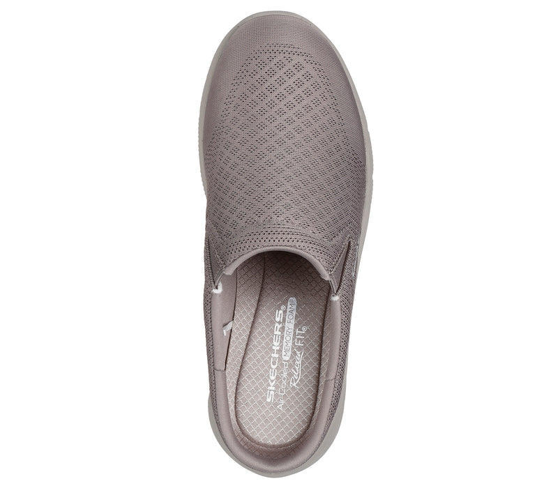 כפכפי סליפ-און רחבות לנשים | Easy Going