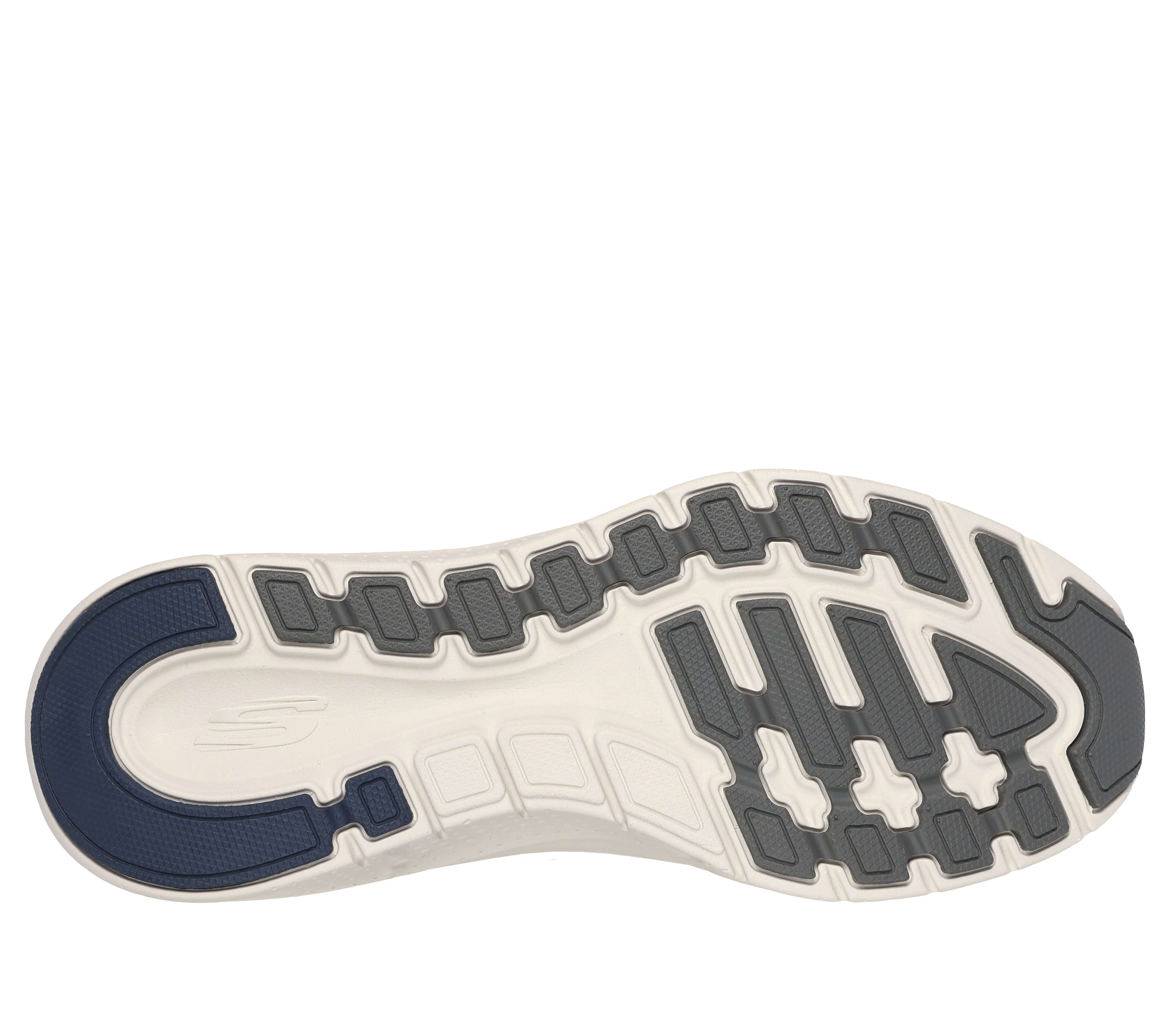 נעלי ספורט גזרה רחבה לגברים | Arch Fit 2.0