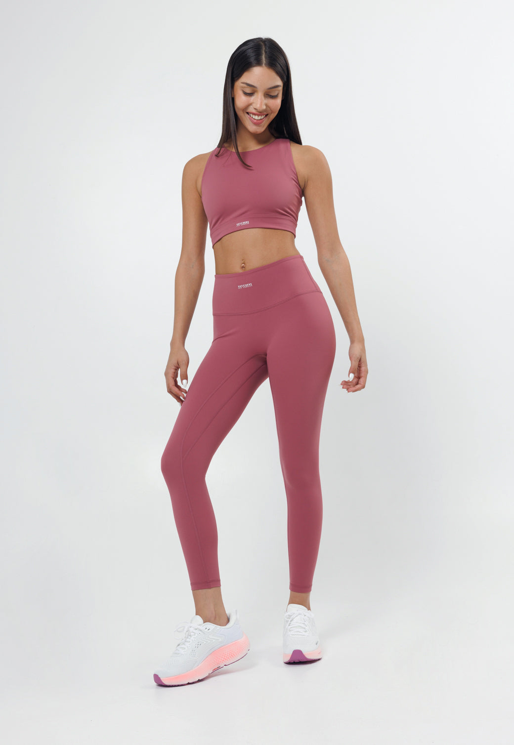 טופ אימון מנדף