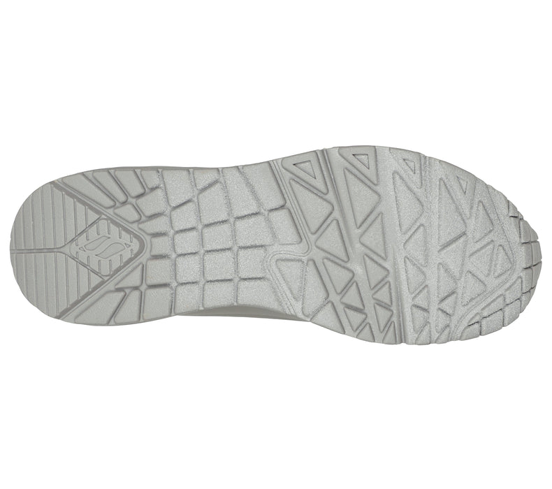 סניקרס נשים | Uno Stand On Air