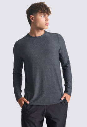 חולצה מנדפת צבע שחור