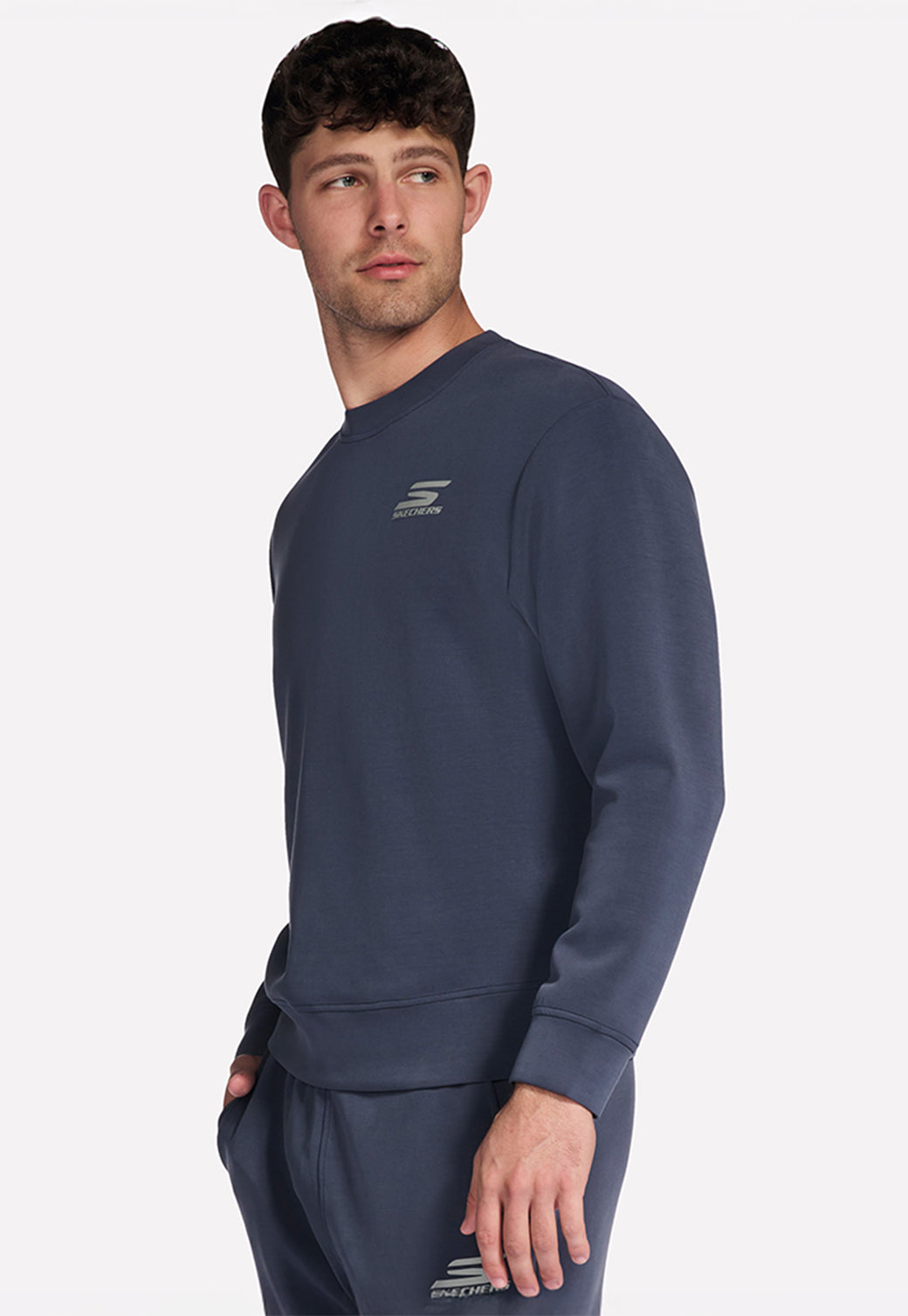 סווטשירט ספורטיבי