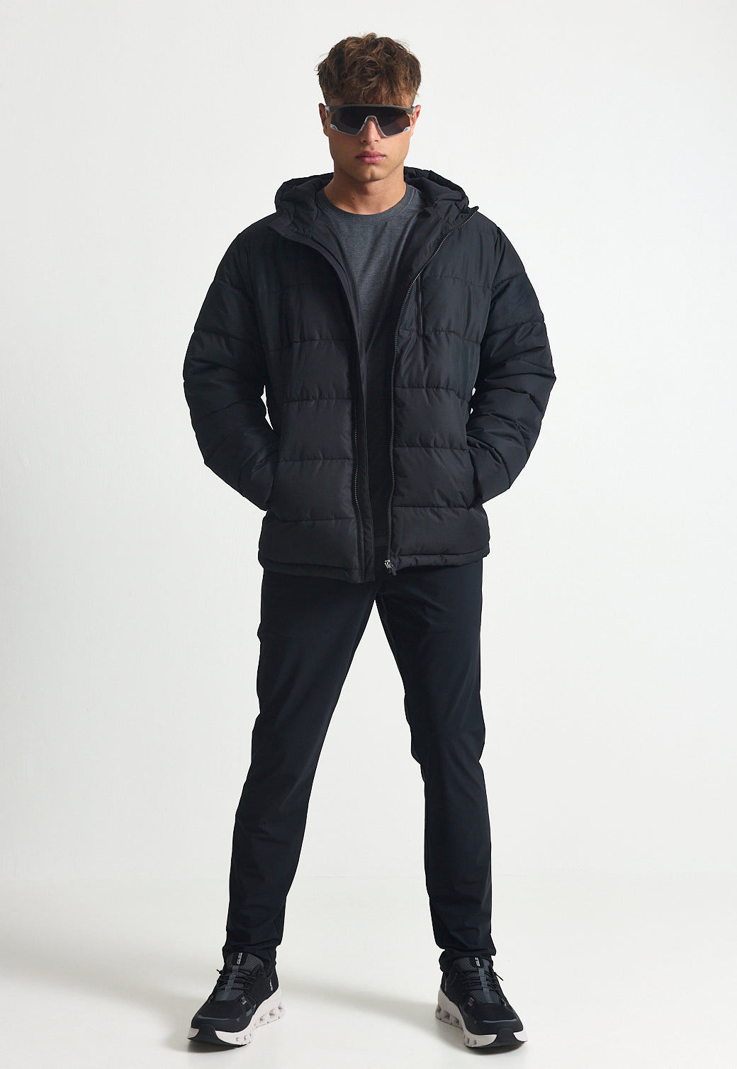 מעיל עם קפוצ'ון