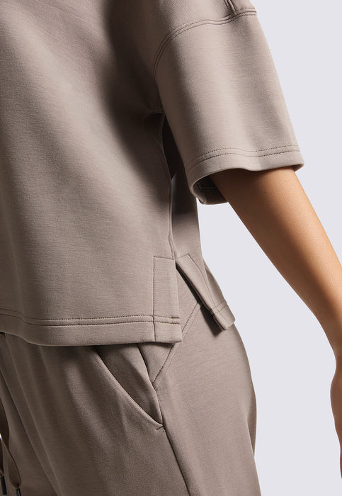 חולצה קצרה רפויה