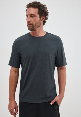 טישירט מנדף צבע שחור