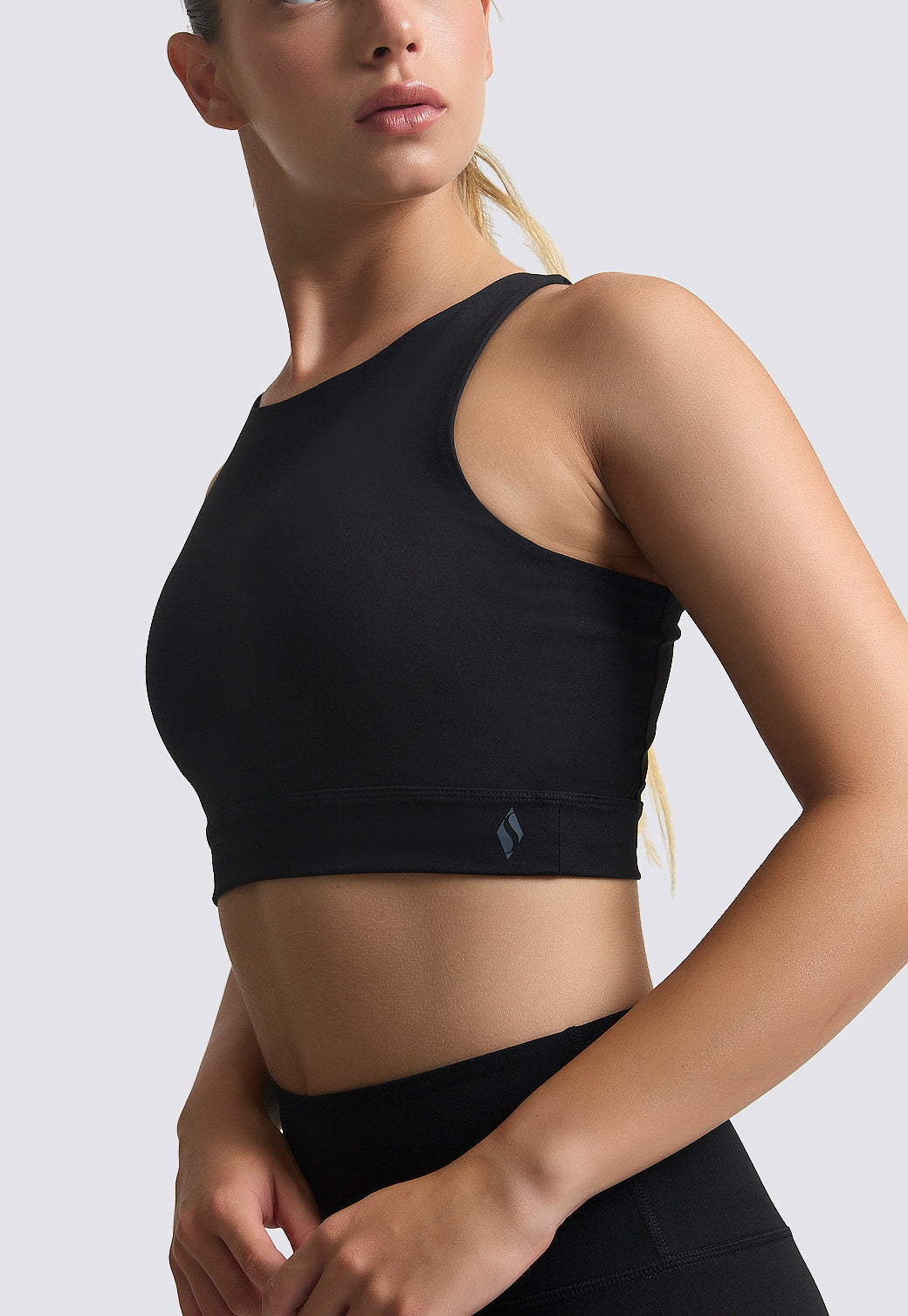 טופ אימון מנדף