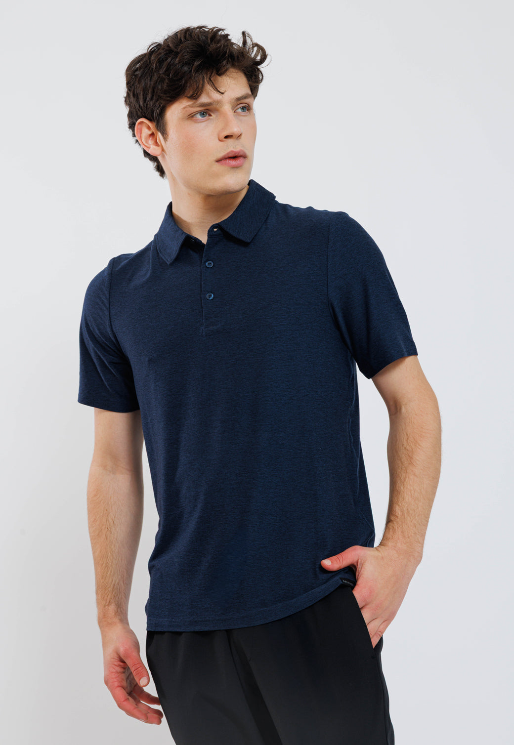 חולצת פולו קצרה