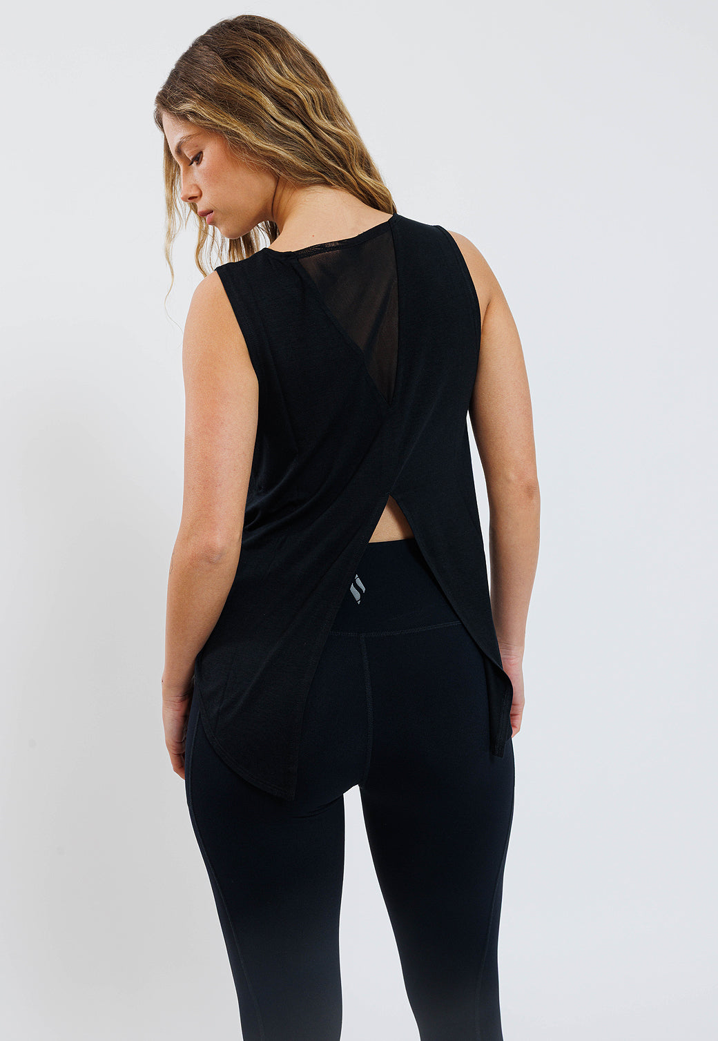 גופית ספורט