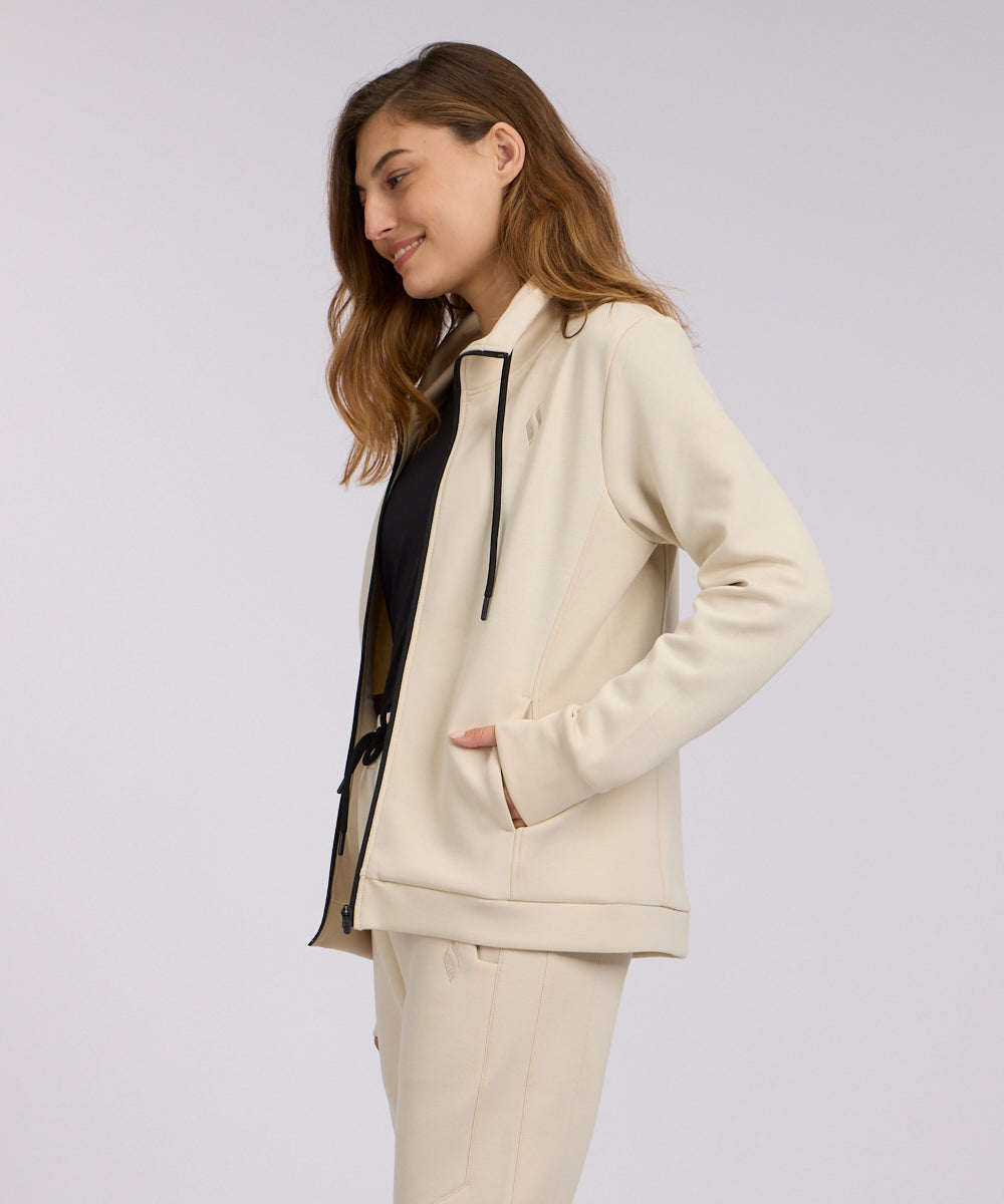 עליונית אינטרלוק עם לוגו רקום