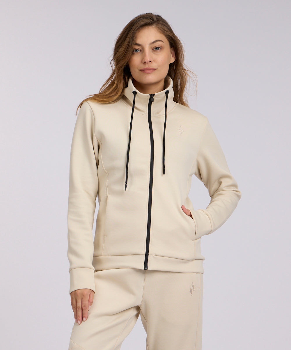 עליונית אינטרלוק עם לוגו רקום